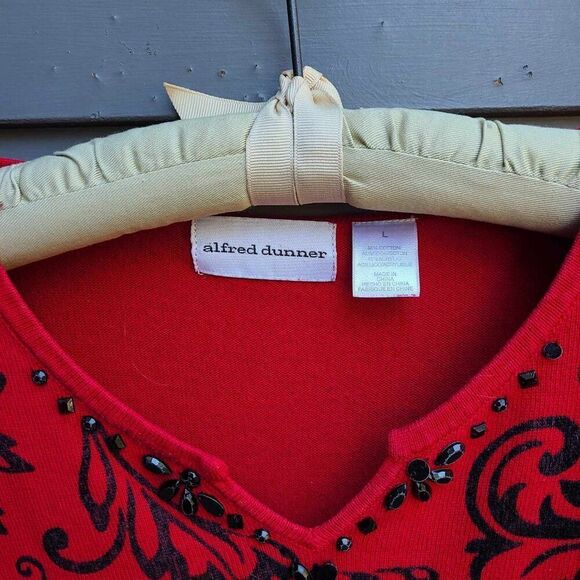 Alfred Dunner Red Black Beaded Sweater Size Large - Picture 6 of 12